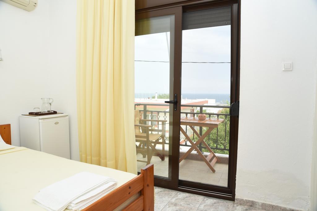 Anestis Chatzimihail Rooms Kamariotissa Exterior photo
